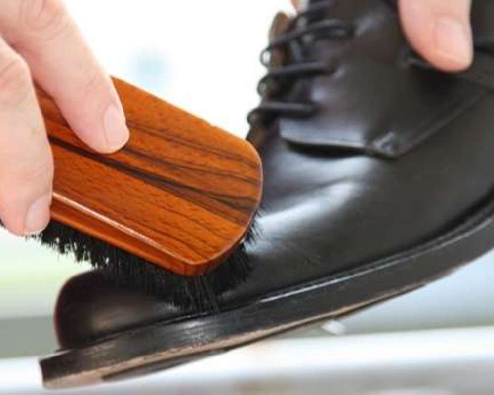 Очищение обуви